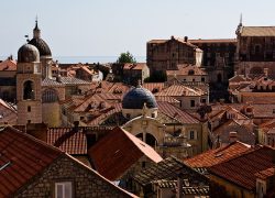 roofs-1195795_1280